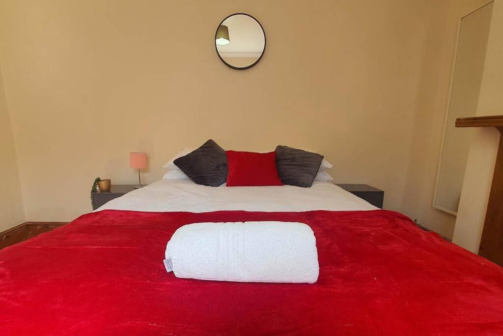 Free Netflix, Large House, Great Price Lejlighed Cardiff Eksteriør billede